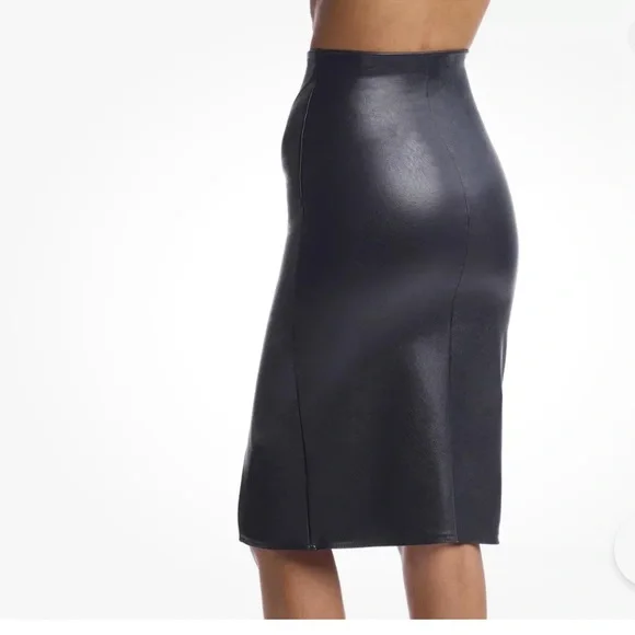 Commando Faux leather side slit skirt sz XL - Picture 4 of 11